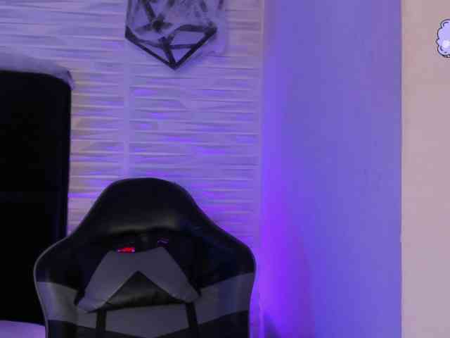 Melody-Black webcam