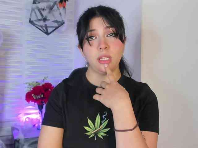 Melody-Black webcam