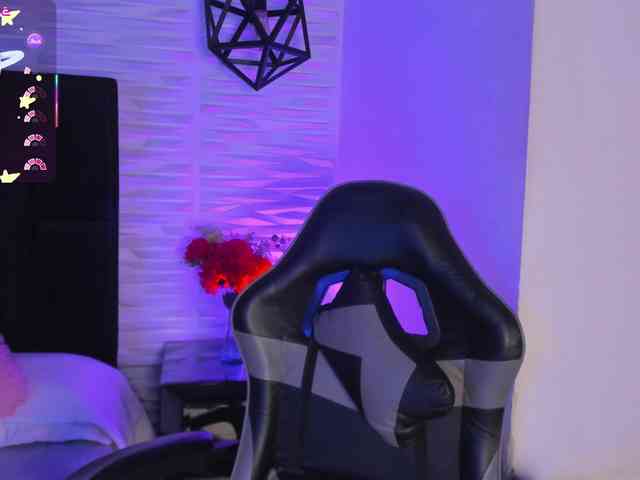 Melody-Black Melody-Black