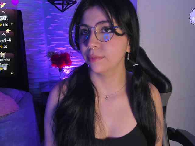 Melody-Black Melody-Black