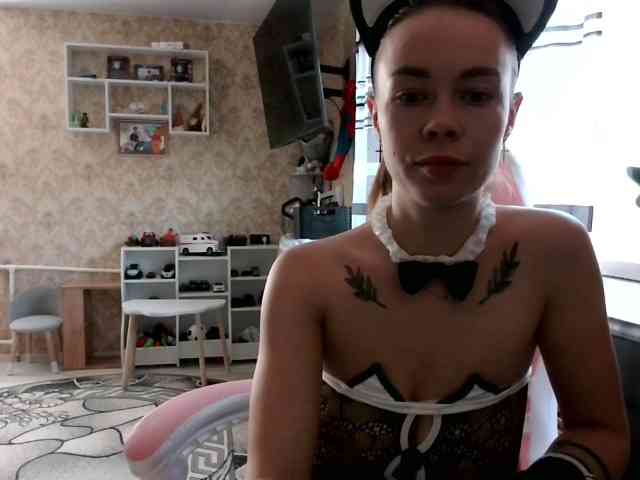 AngelicaLaurs webcam