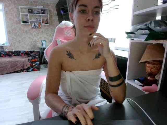 AngelicaLaurs webcam