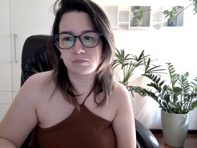 amoraamoon Live Cam on BongaCams