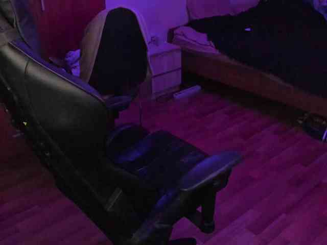 dylaws Live Webcam on BongaCams