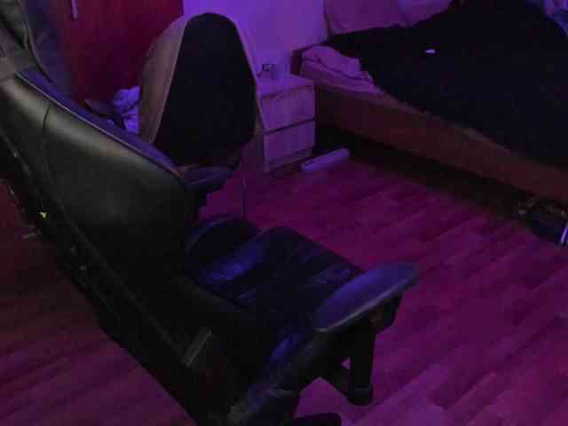 dylaws Live Webcam on BongaCams