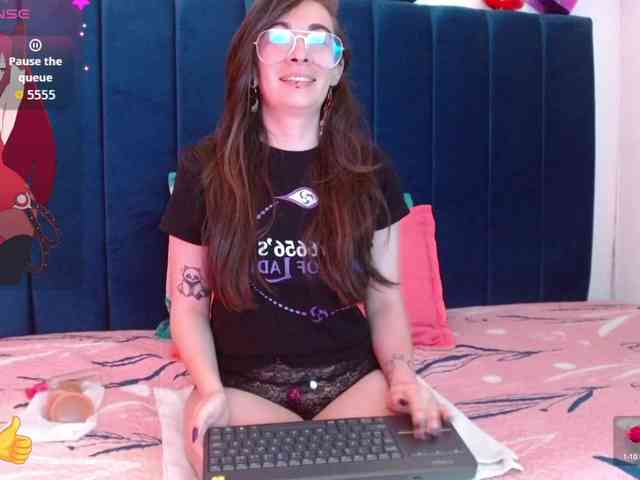 Violet-wish webcam