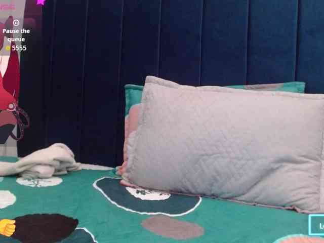 Violet-wish Live Webcam on BongaCams