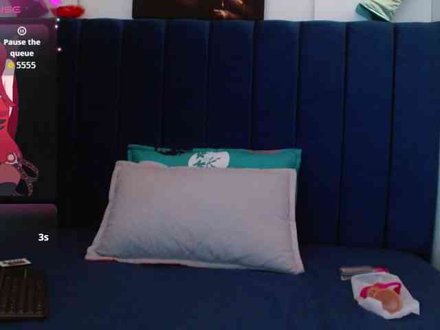 Violet-wish webcam