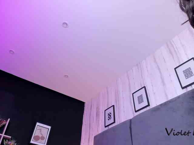 VioletMonet webcam