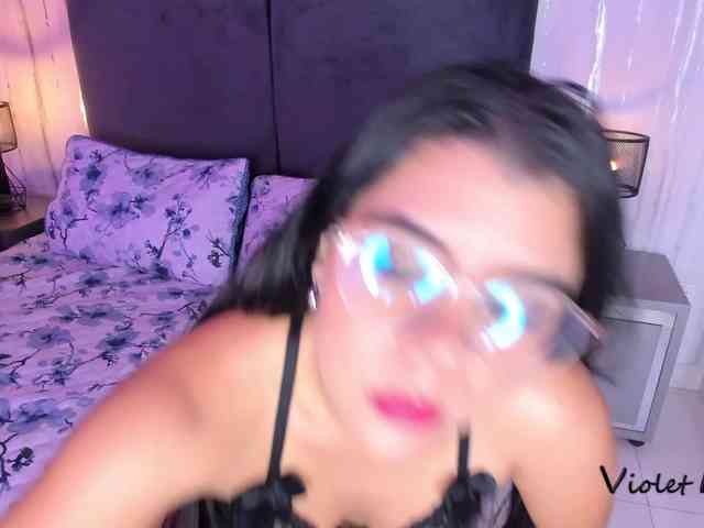 VioletMonet webcam