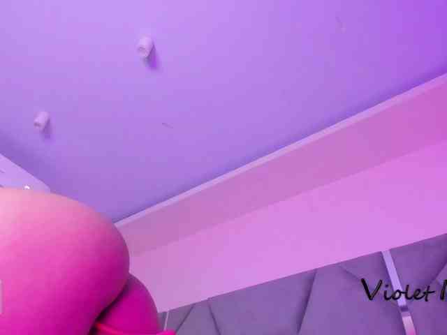 VioletMonet webcam