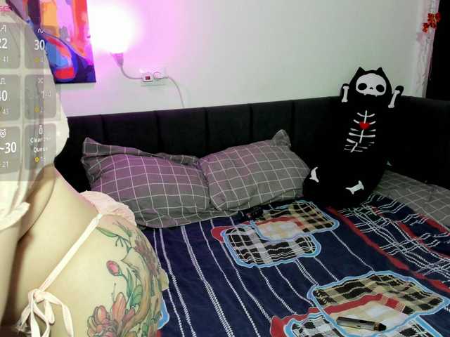 Christina-5's BongaCams show and profile