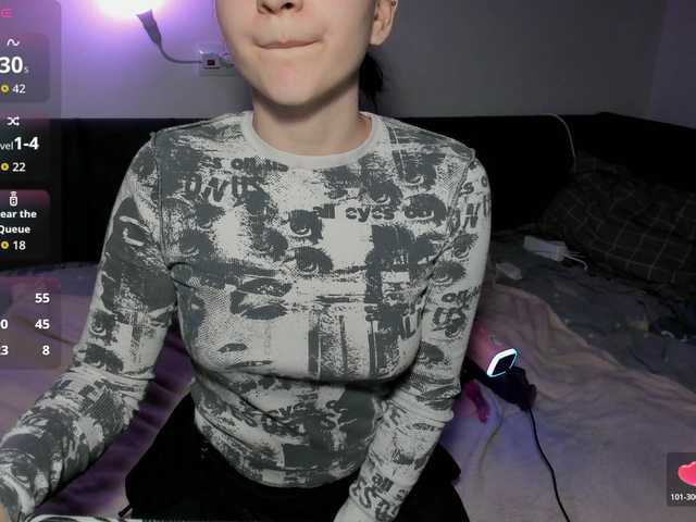 Christina-5's BongaCams show and profile