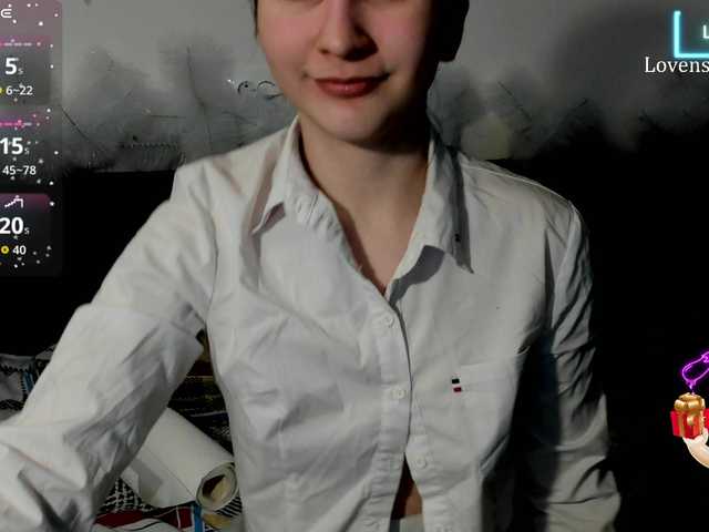 Christina-5 live cam