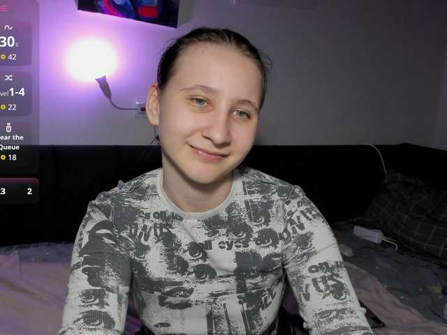 Christina-5's BongaCams show and profile