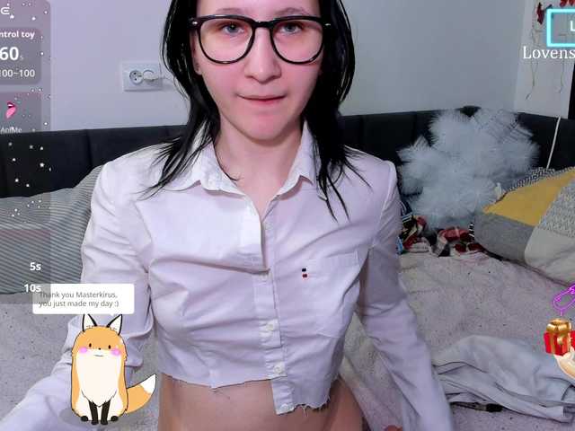 Christina-5's BongaCams show and profile