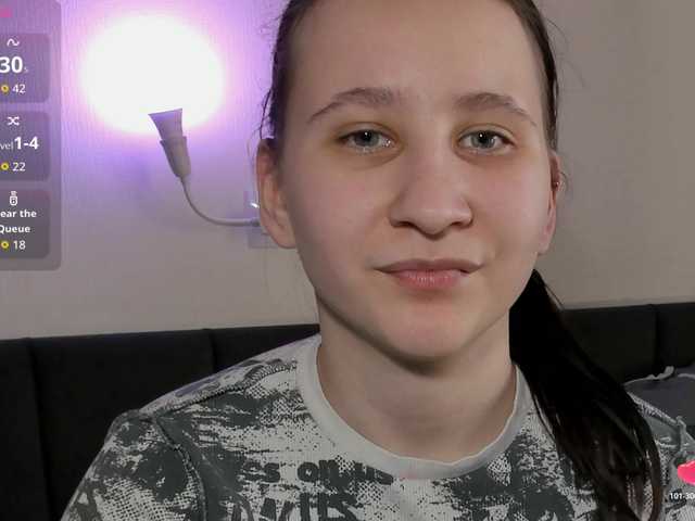 Christina-5's BongaCams show and profile