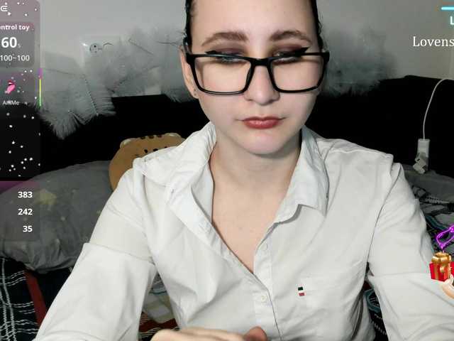 Christina-5's BongaCams show and profile