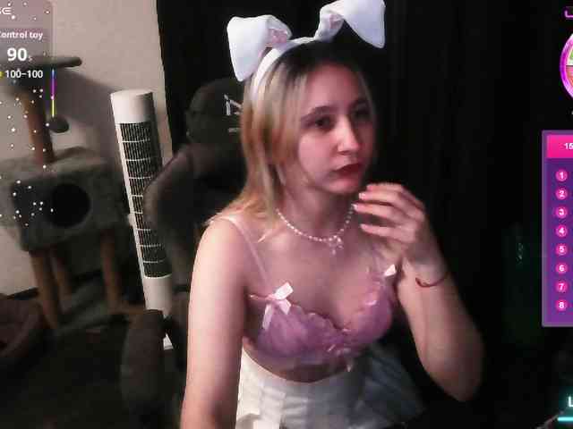 ChristyW3b webcam