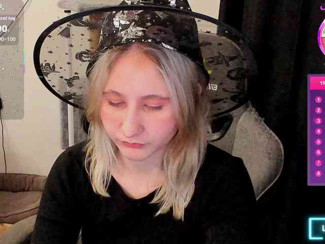 ChristyW3b webcam