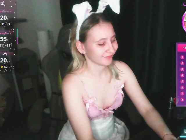 ChristyW3b webcam