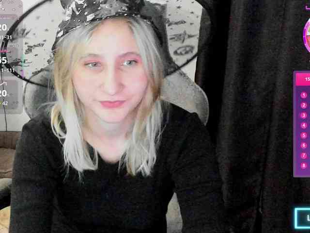 ChristyW3b webcam