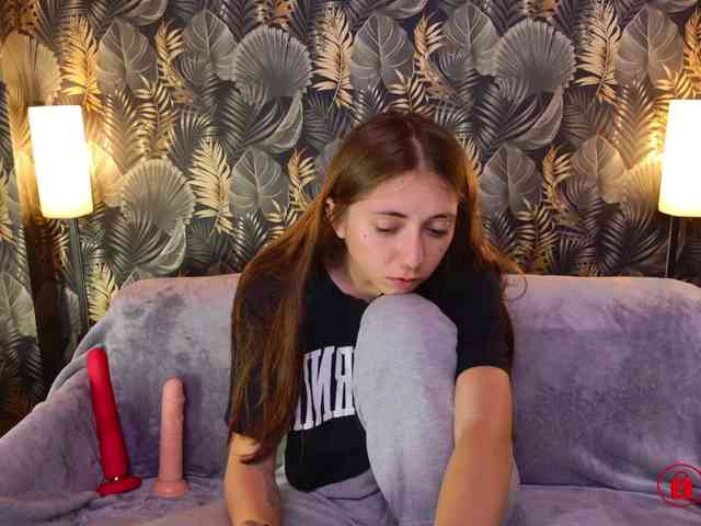 CharmingLIA webcam