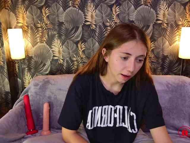 CharmingLIA webcam
