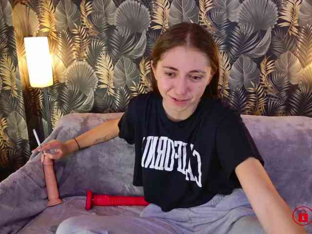 CharmingLIA webcam