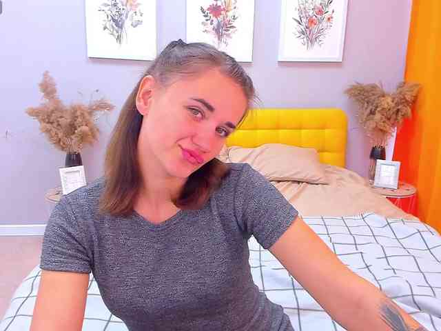 JillianSquare webcam