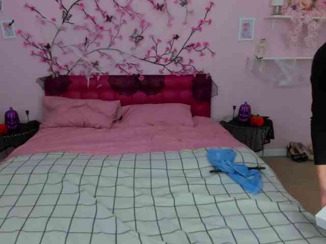 JillianSquare Live Webcam on BongaCams
