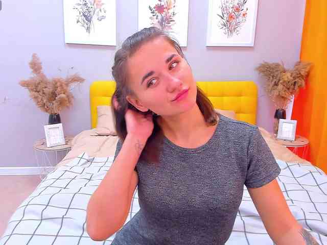 JillianSquare webcam