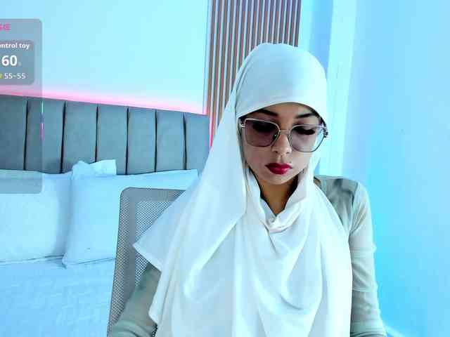 naishaa1 webcam