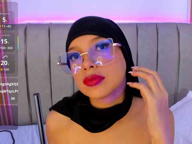 naishaa1 webcam