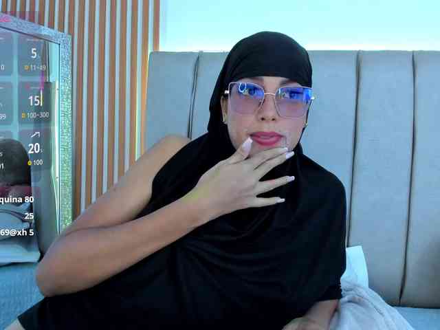 naishaa1 webcam