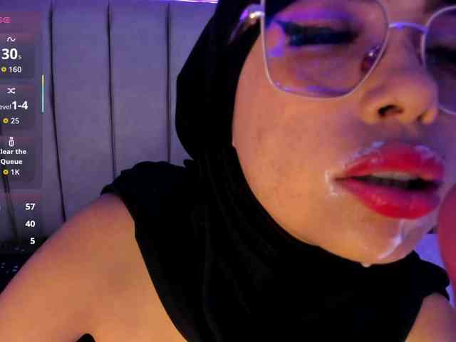naishaa1 webcam