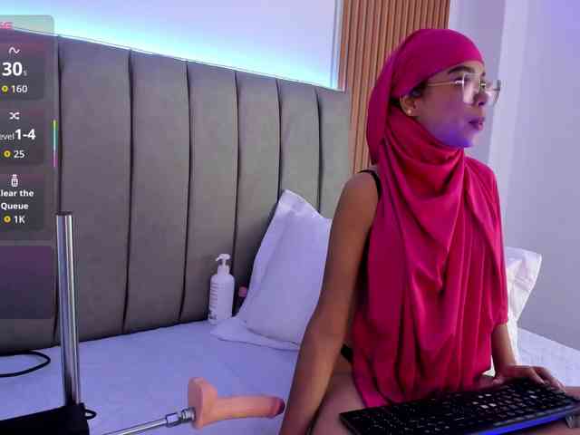 naishaa1 webcam
