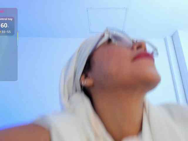 naishaa1 webcam