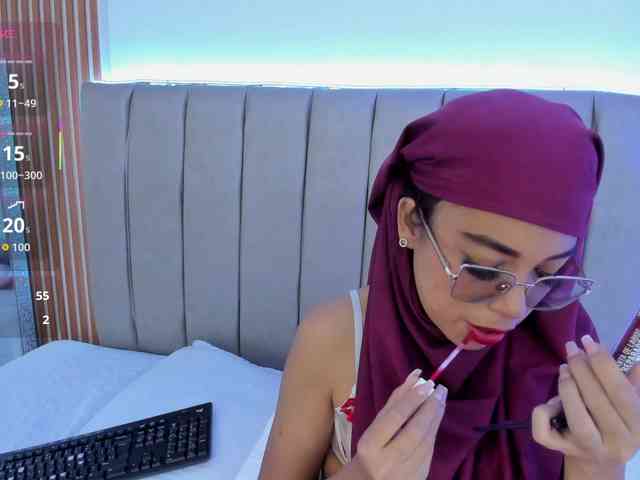 naishaa1 webcam