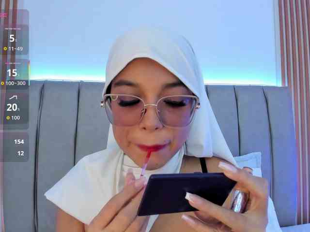 naishaa1 webcam