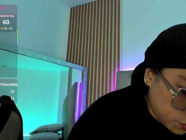 naishaa1 Live Webcam on BongaCams