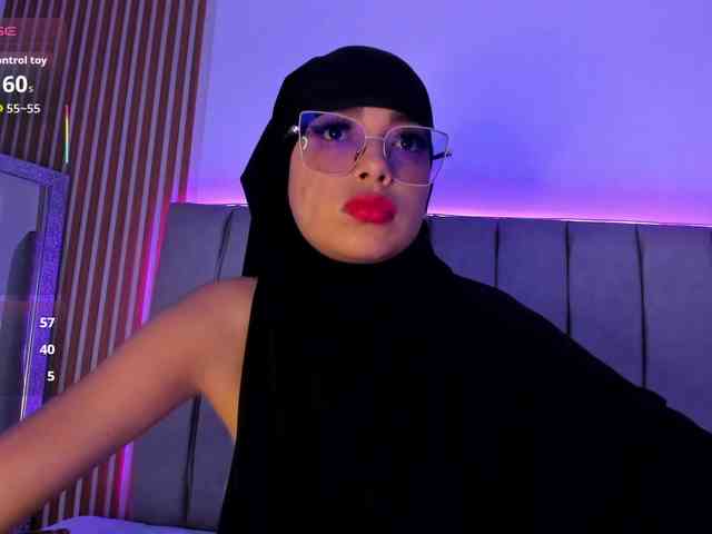 naishaa1 webcam