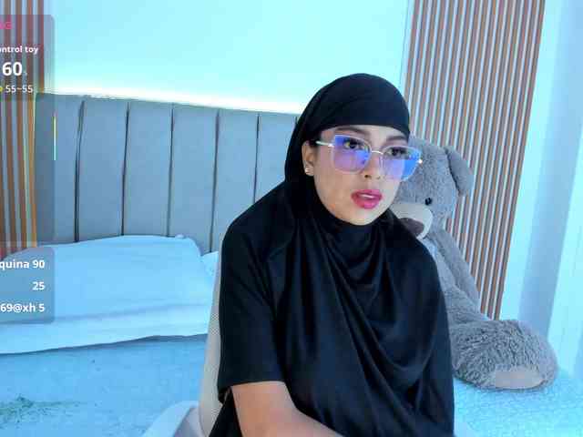 naishaa1 webcam