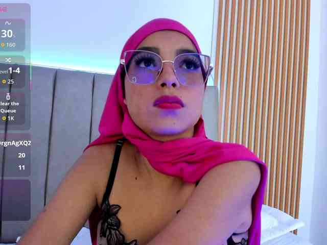naishaa1 webcam