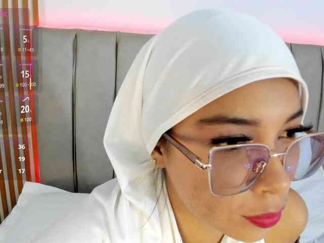 naishaa1 webcam