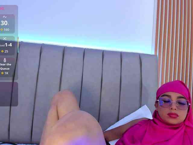 naishaa1 webcam