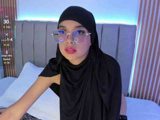 naishaa1 webcam