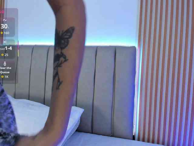 naishaa1 webcam