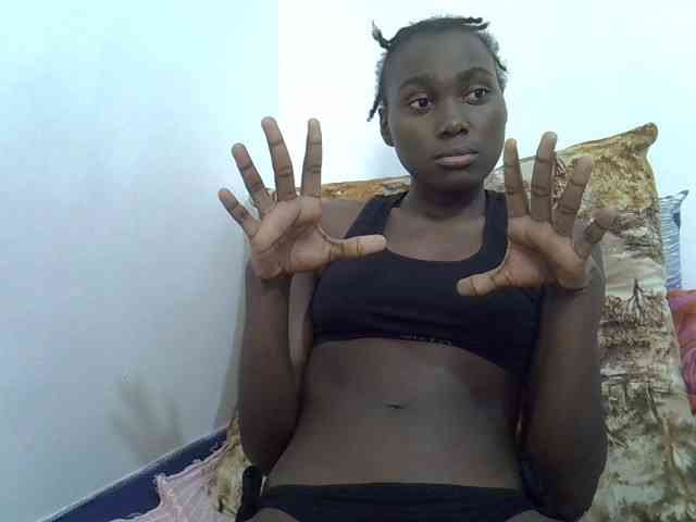 Cutteyslim9 webcam