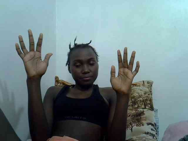 Cutteyslim9 webcam